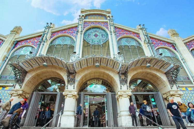 Mercado_Central_fachada_exterior.jpg